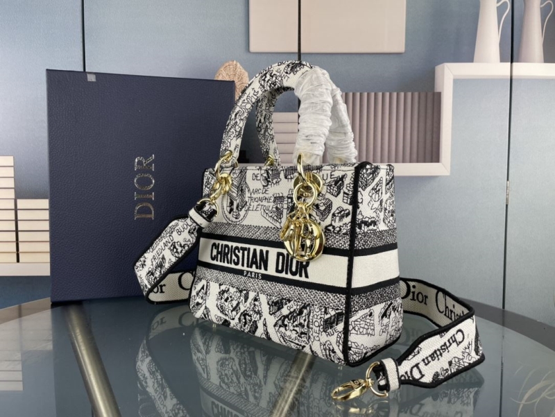 Dior Shopping Bags